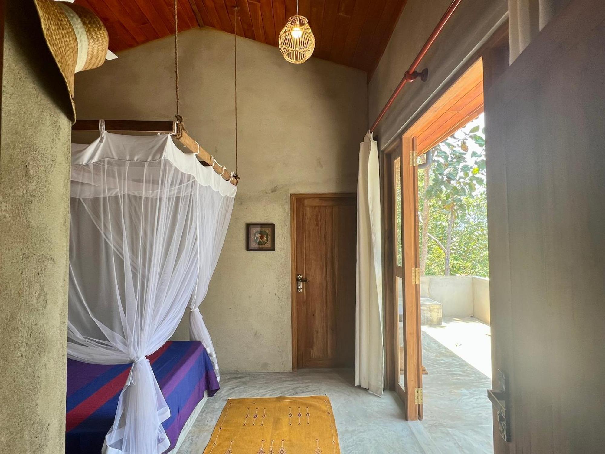 Into The Blue - Yoga Included & Walk To 3 Beaches Tangalle Exterior foto